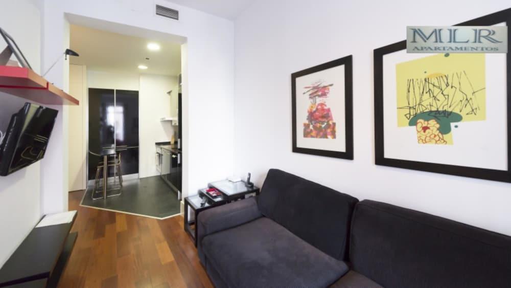 Modern Flats In Justicia By Allo Housing Madrid Exterior foto